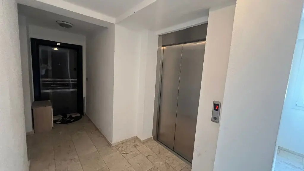 Elevator